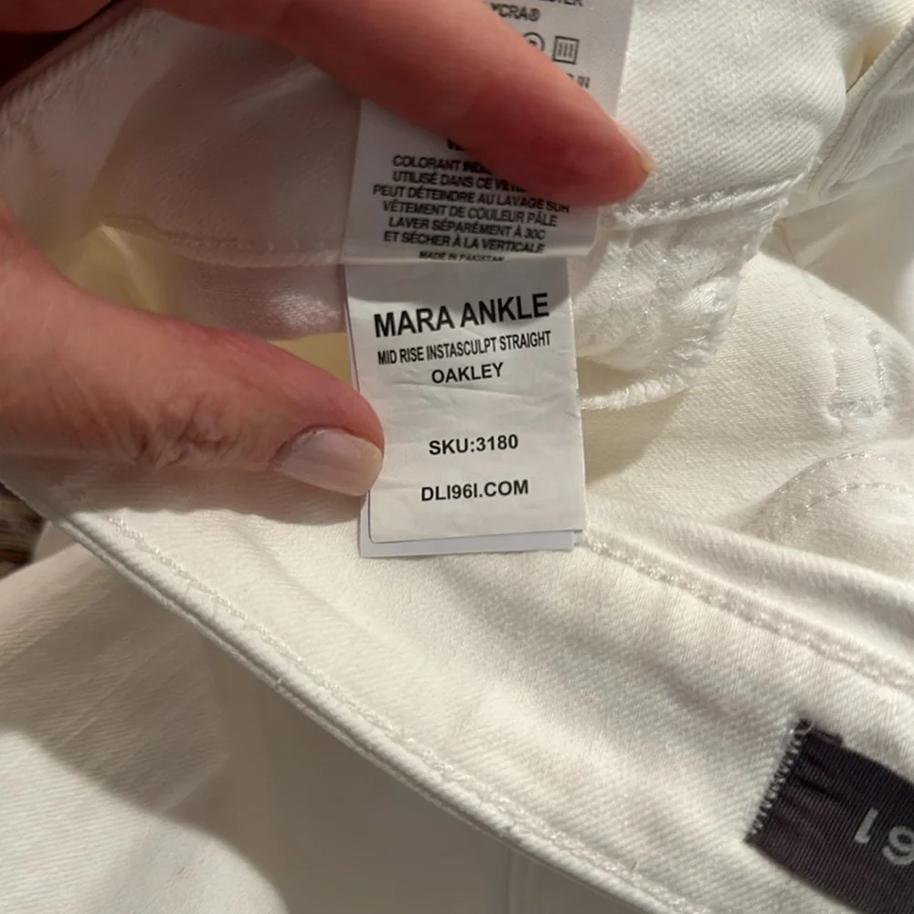 DL1961 white crop Jean - Picture 8 of 8